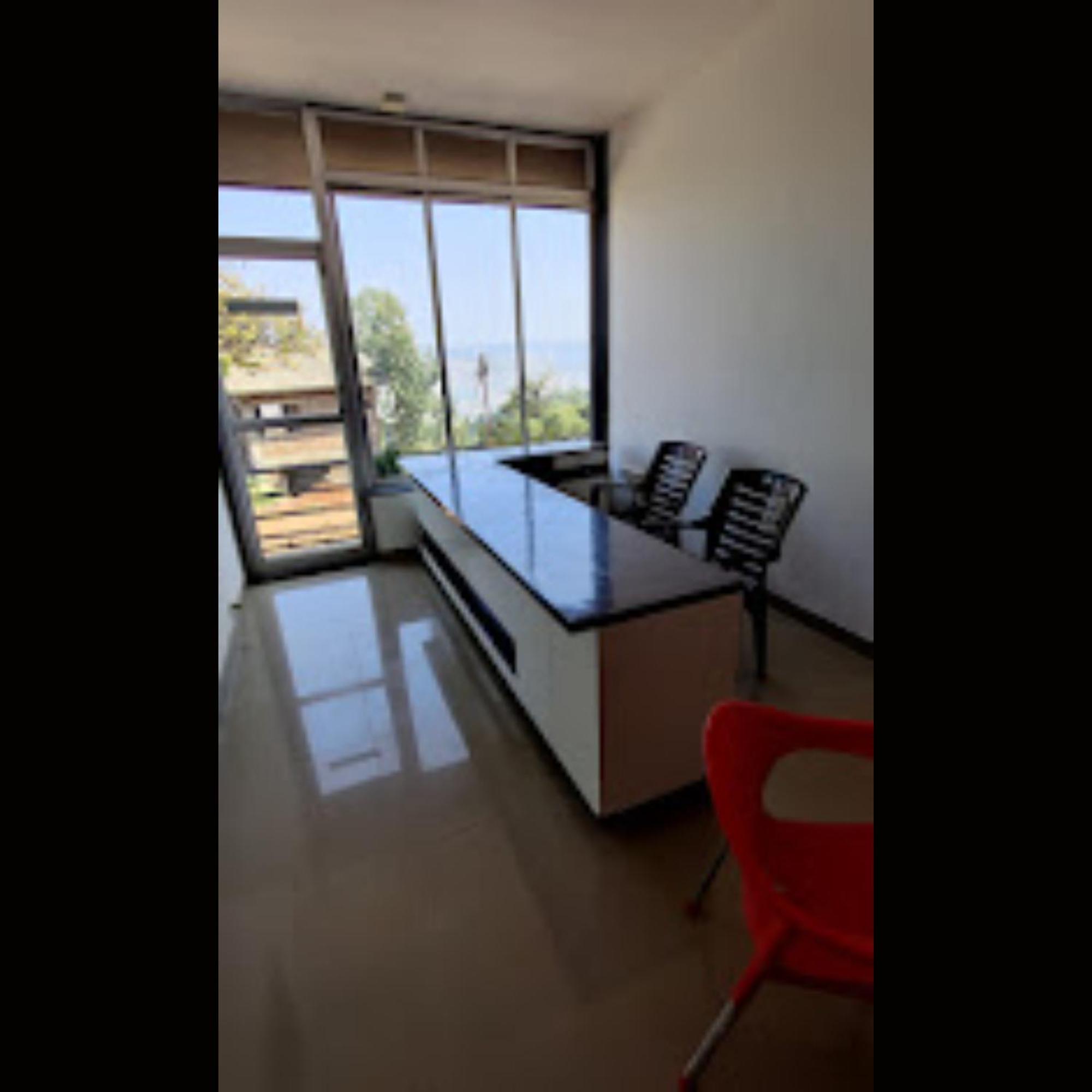 Strawberry County Hotel Panchgani Bagian luar foto